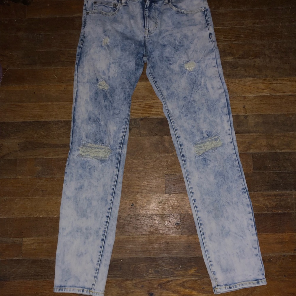 Ripped jeans Arizona.